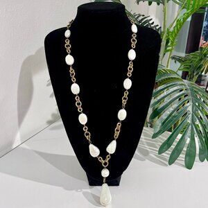 Chanel Vintage Chain Link & Coated Gripoix Faux Pearl Necklace